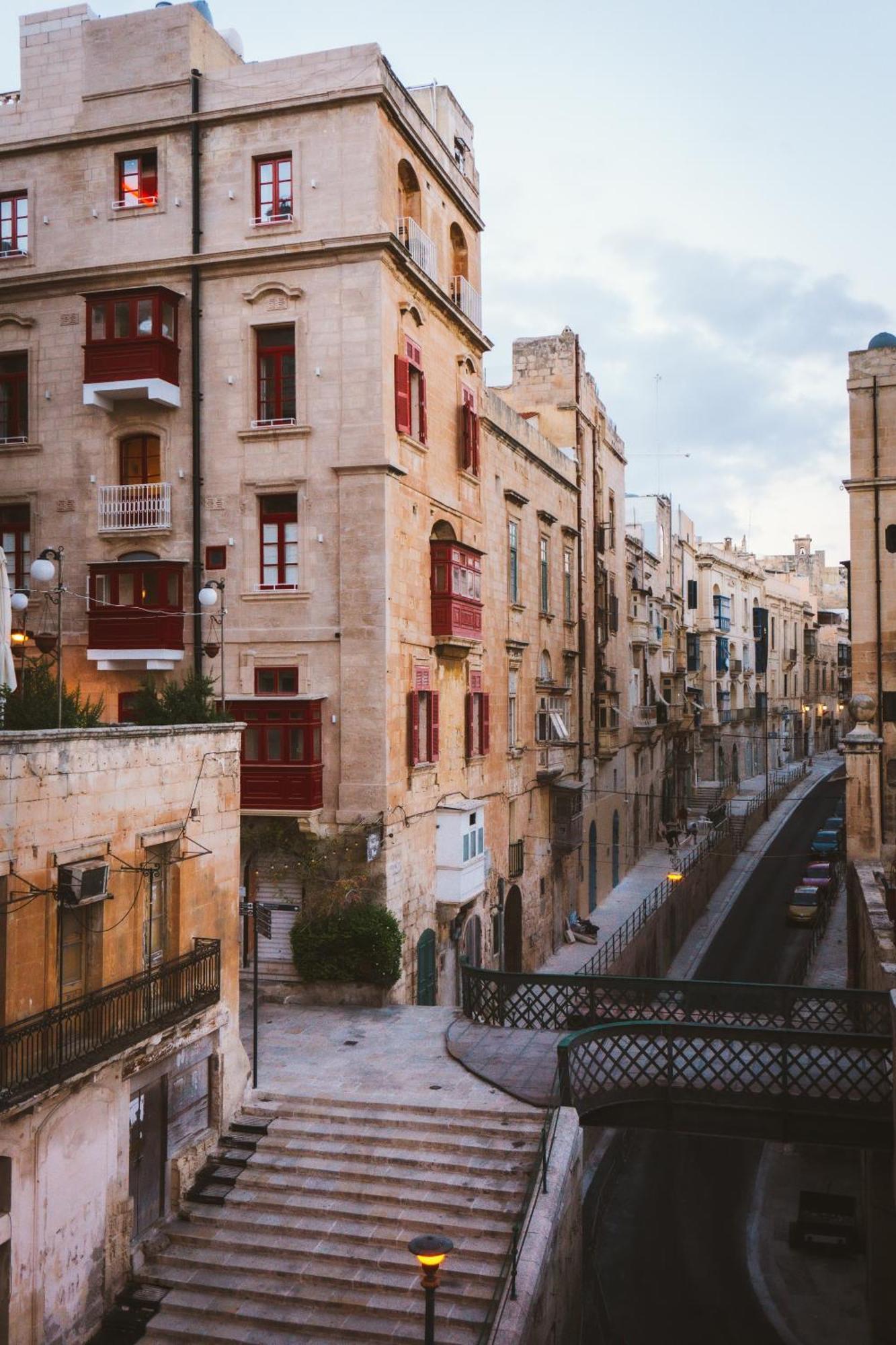 Comfortable 1Br Home With Maltese Balcony In Valletta By 360 Estates Екстер'єр фото